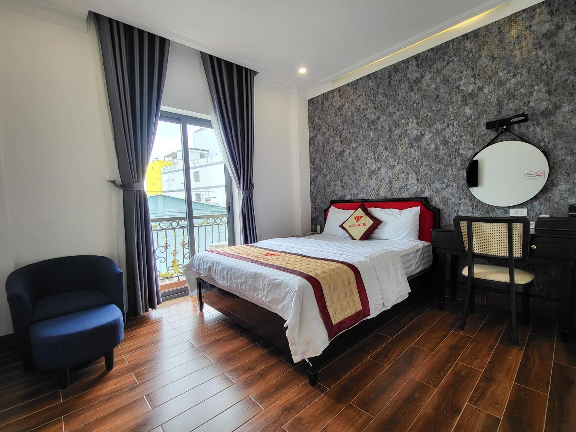 Ruby Hotel Vĩnh Long Extérieur photo